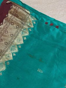 Beautiful Teal Saree with Goldenborder and blouse