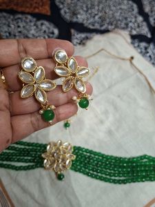 Elegant Kundan & Pearl Necklace Set