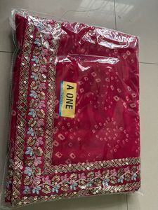 Raspberry pink Embellished Bandhani Saree