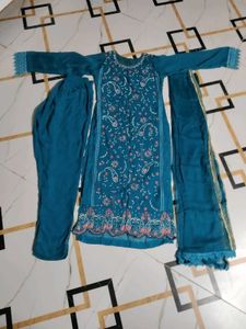 Beautiful Teal Embroidered Kurta Set