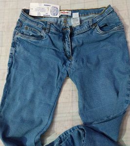New jeans with tag