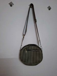 Stylish Striped Crossbody Bag