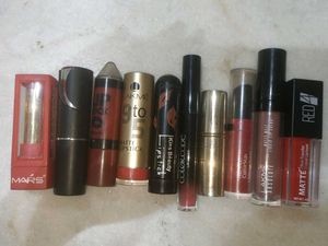10 Lipstick Bundle