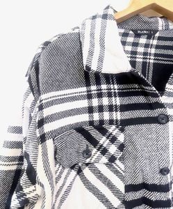 Stylish Plaid Cropped Shirt