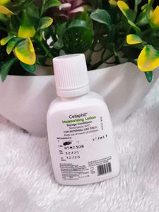 Cetaphil Moisturising Lotion 25 ml for Dry to Norm