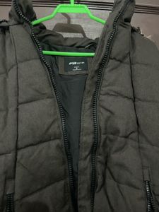Stylish Padded Jacket with Fur Hood
