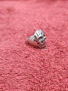 Skull Ring - Statement Piece