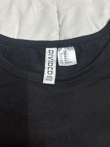 H&amp;M basic black baby tee