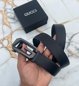 Gucci Black Leather Belt with G Buckle