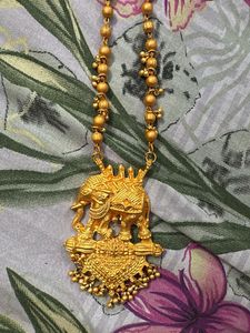 Elegant Fashion Jewellery Set