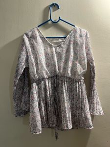 Charming Floral Pleated Blouse