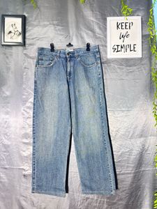 levis Classic Blue Wash Denim Jeans