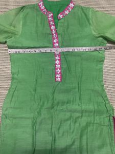 Green Embroidered Kurta