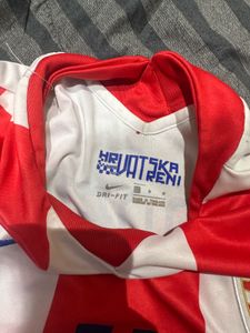Croatia Modric #10 Football Jersey L