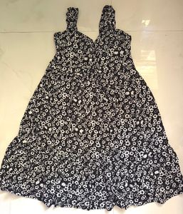 Cute black Floral Mini Dress