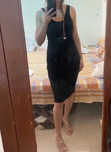 Sleek Black Bodycon Dress