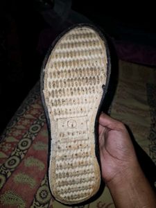 casual shoes for outings