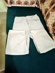 Highwaist straight wide leg jeans with formal top