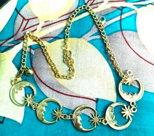 Savana Gold Moon and Star Chain Belt