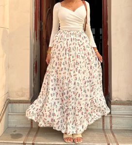 White Cotton Floral Skirt