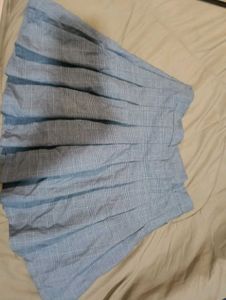 Pleated Plaid Skirt (size-M)