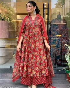 Elegant Red Floral Kurta Set