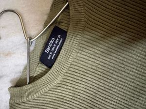 Bershka Ribbed Green Knit Top