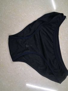 black panty