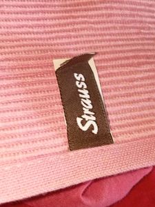 Pleated Pink table mat