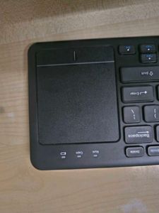 Croma Wireless Keyboard with Touchpad