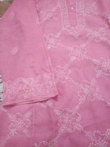 Chikenkari Kurti (price Negotiable)