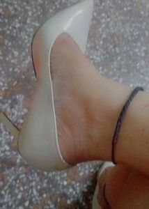 Beige Pointed-Toe Heels Fixed Price