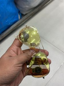 Ray-Ban Aviator Sunglasses