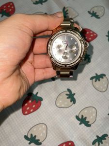 Elegant Gold Tone Watch Bracelet