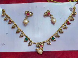 Elegant Pearl &amp; Gemstone Necklace Set