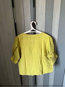 Green Shifli Sleeve Top