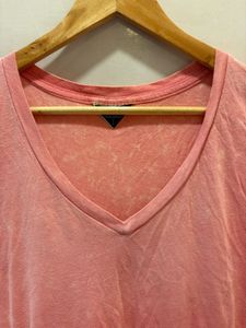Coral Ombre V-Neck T-Shirt