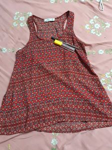 Hollister Red Floral Chatpate Top