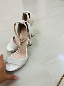 Stylish Women's Heeled Sandals