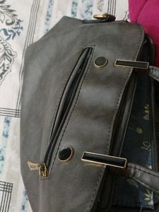 Chic Grey Handbag