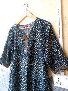 Designer Multicolour Long Kurti (Women)