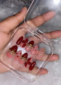 Handmade Custom Press-On Nails 💅🏻