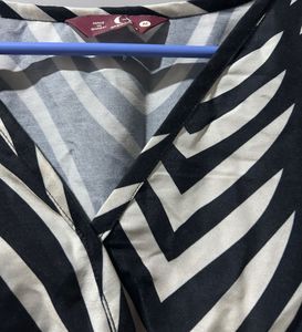 Stylish Black &amp; White Zebra Print Dress