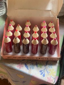 Huda Beauty Matte Lipstick Crayon Set