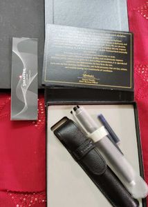 Brand New Sheaffer Pen with 2 Ink Cartridges