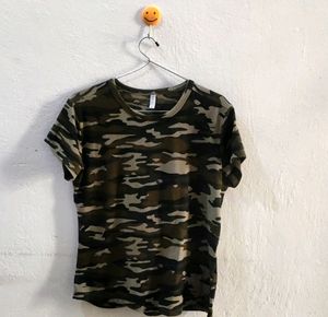 Army t-shirt