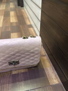 Stylish Lavender Quilted Crossbody Bag