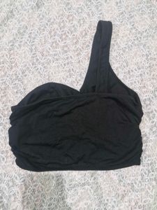 Chic One Shoulder Black Top