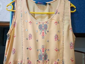Embroidered Yellow Kurta