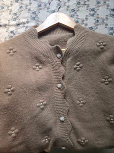 Cute Pearl Embellished Cardigan (free size)